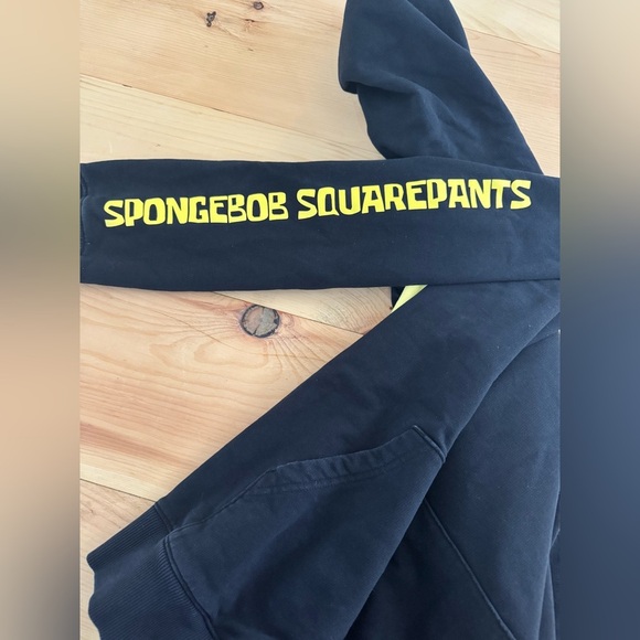 Men’s Timberland SpongeBob SquarePants Collab 90’s Babies 20th Anniversary Top - Picture 9 of 13